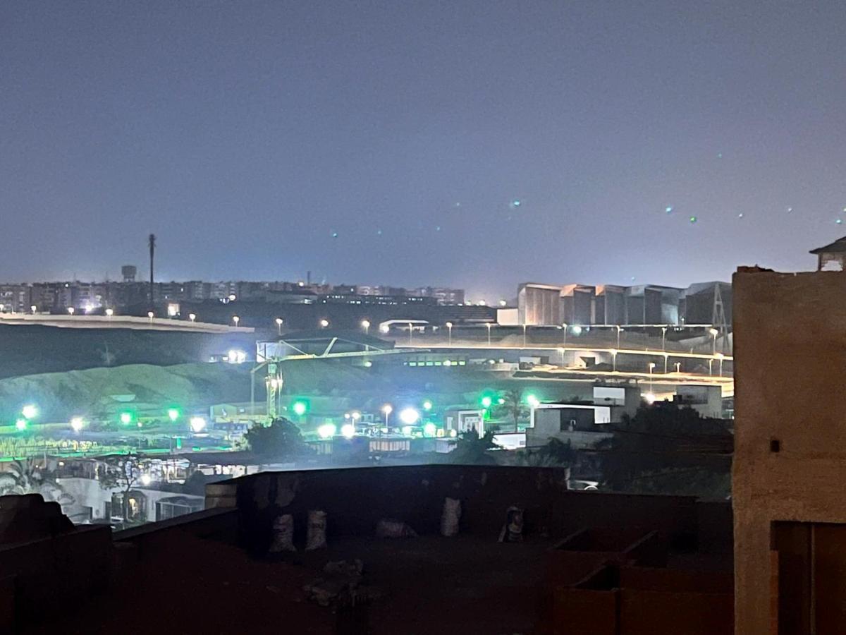Grand Pyramids Inn Kafret el-Gabal Esterno foto