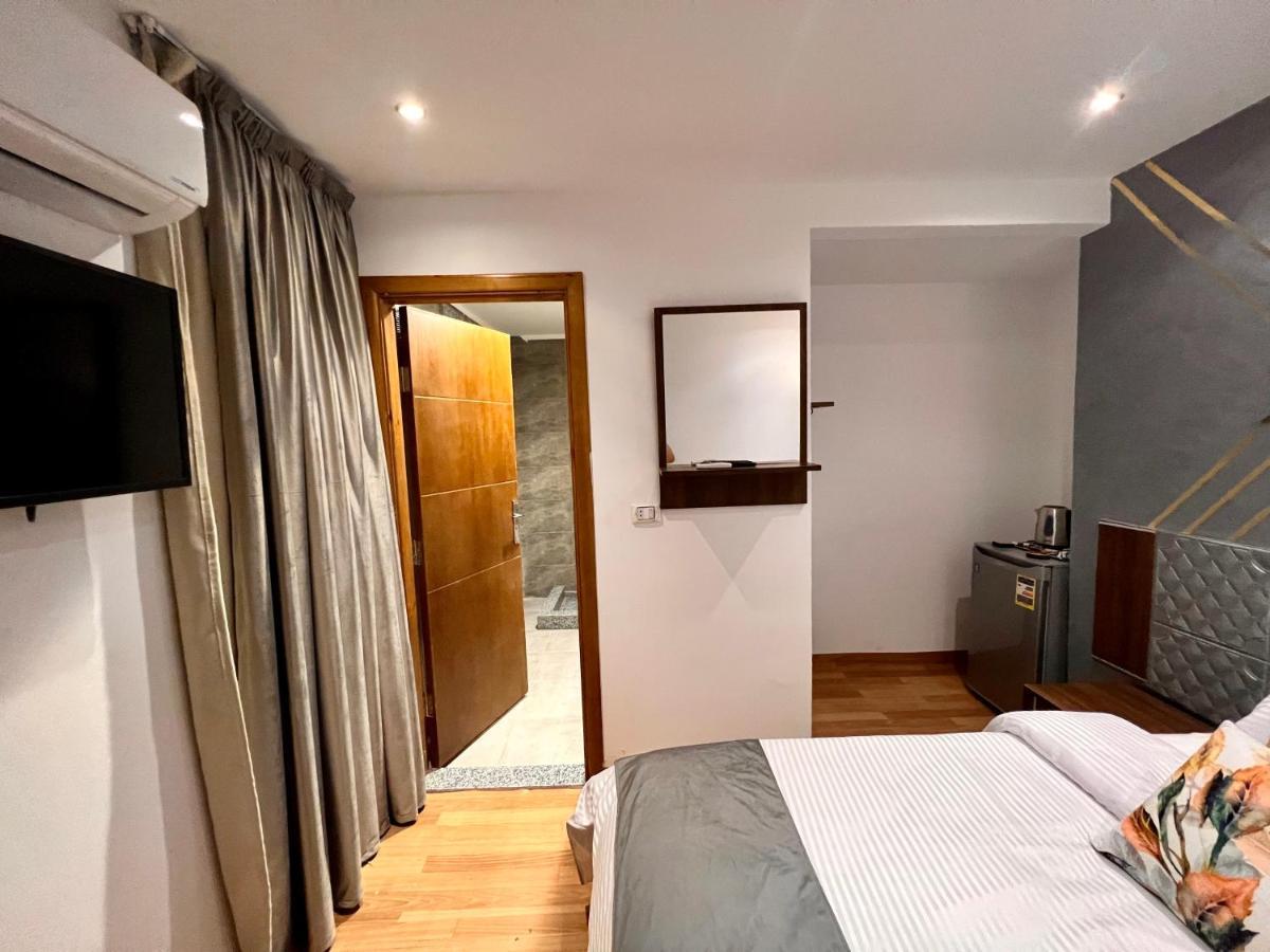 Grand Pyramids Inn Kafret el-Gabal Esterno foto