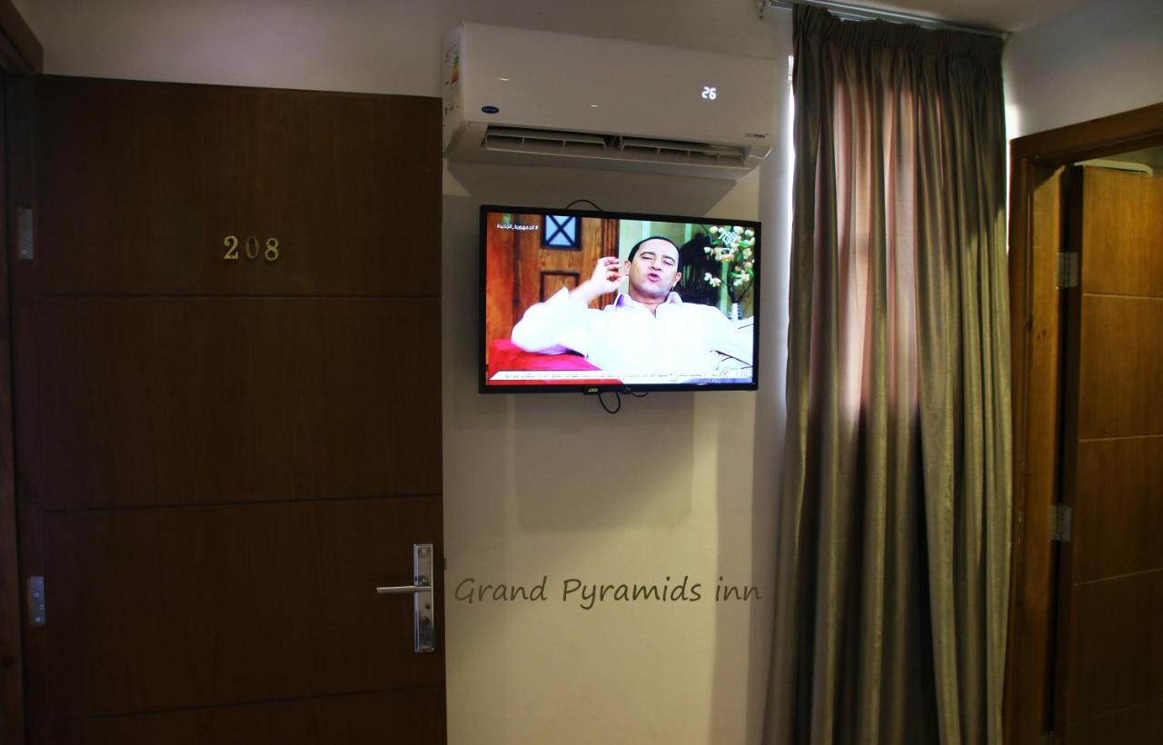 Grand Pyramids Inn Kafret el-Gabal Esterno foto